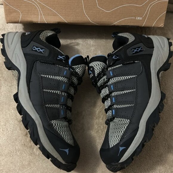 Pacific Mountain Coosa Low WP Gunmetal/Blue PM003280-016 Hiking Shoes - Picture 8 of 9